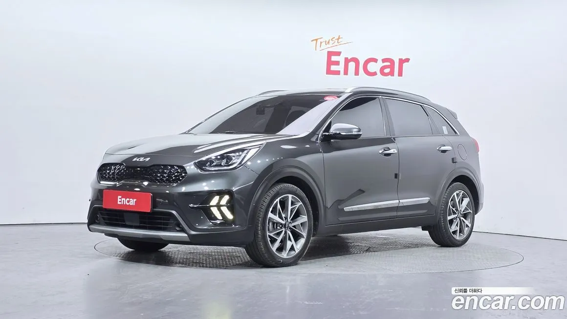 Kia Niro — фото 1