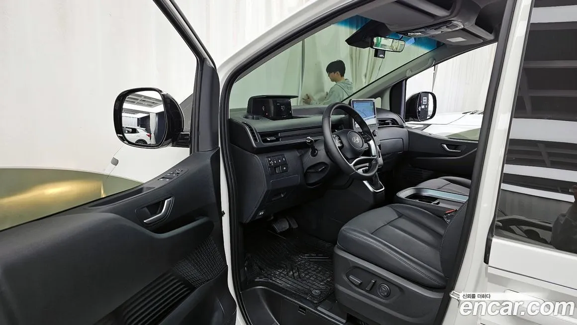 Hyundai Staria — фото 4