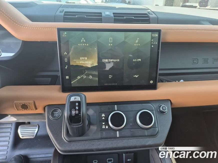 Land Rover Defender 2024 из KR, фото 3