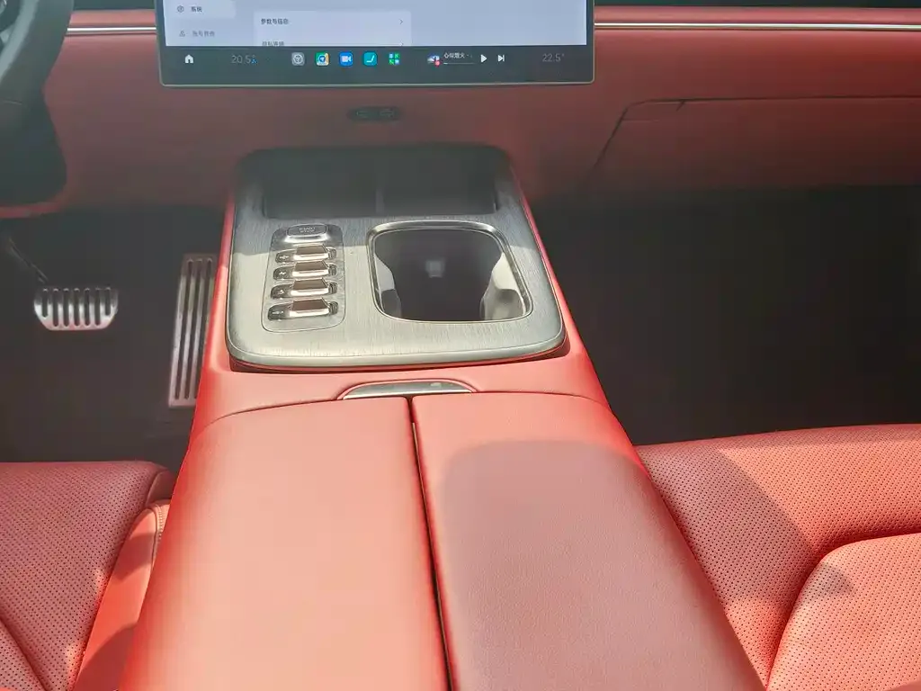Xiaomi SU7 2024 из CN, фото 2