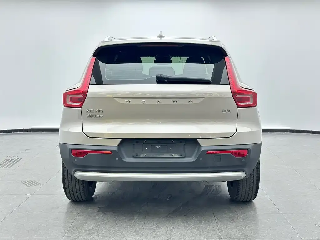 Volvo XC40 2022 из CN, фото 2
