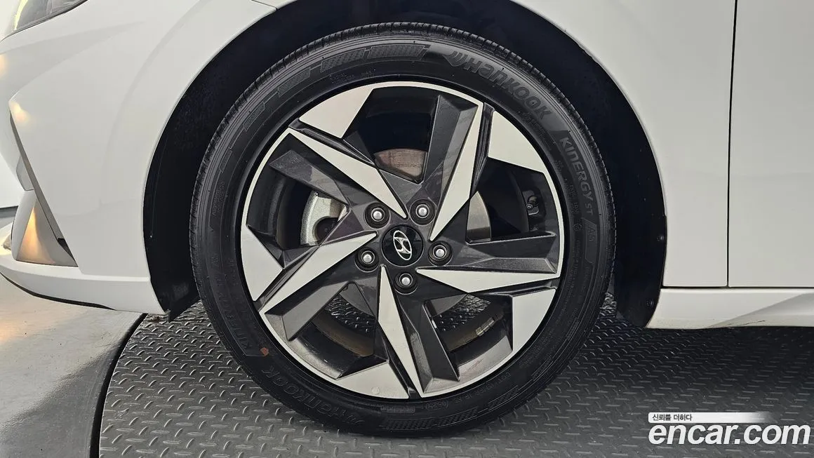 Hyundai AVANTE — фото 6