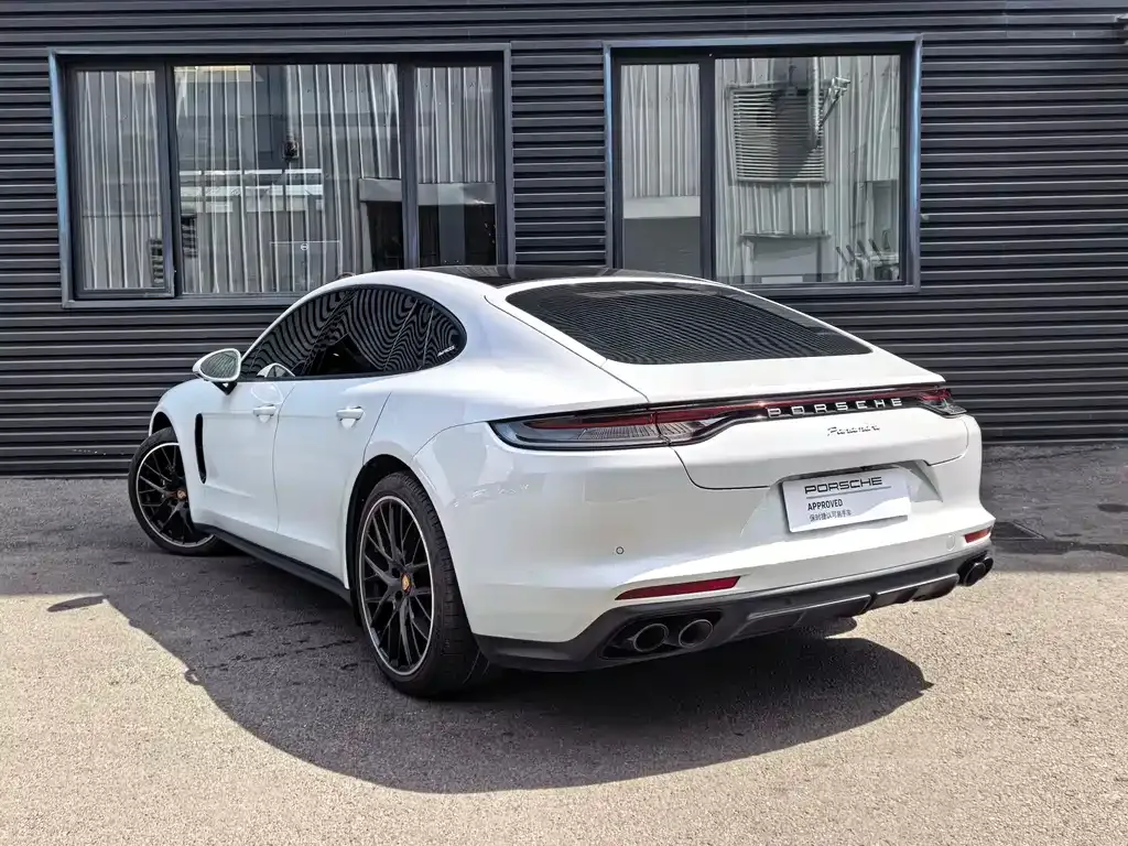 Porsche Panamera — фото 9