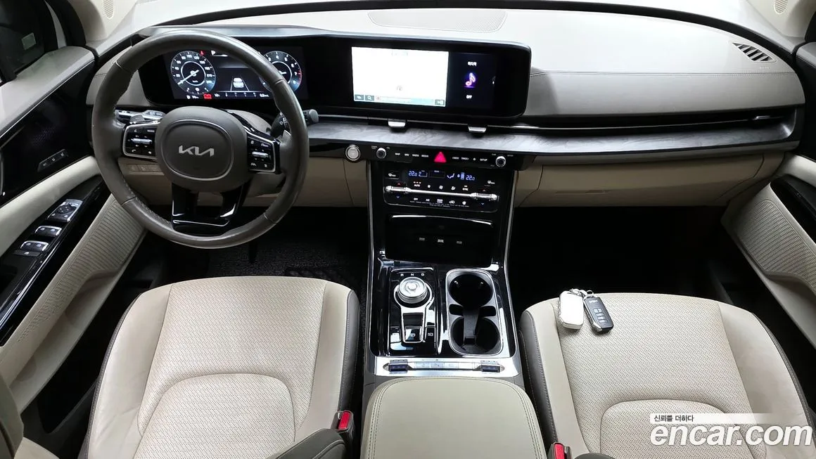 Kia Carnival — фото 10