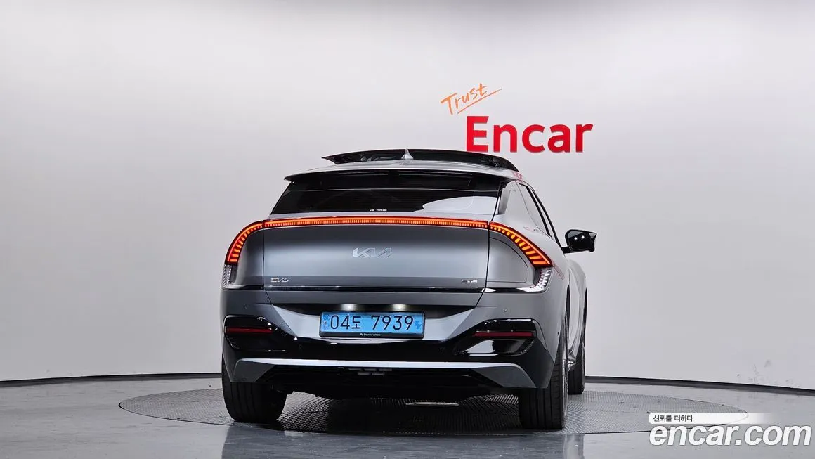 Kia EV6 — фото 2