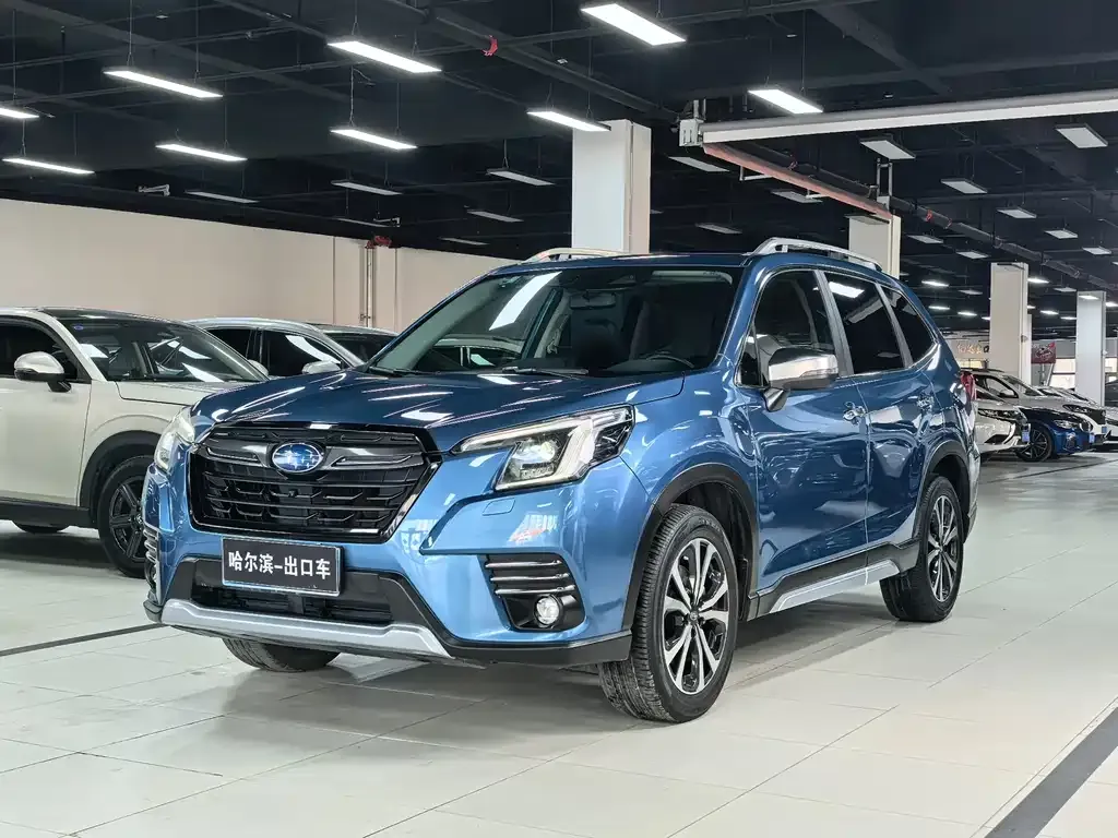 Subaru Forester — фото 1