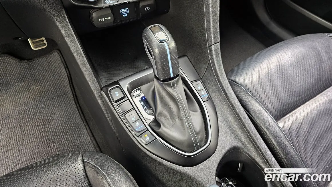 Hyundai Veloster 2021 из KR, фото 9
