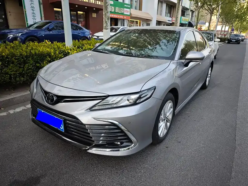 Toyota Camry 2022 из CN, фото 1
