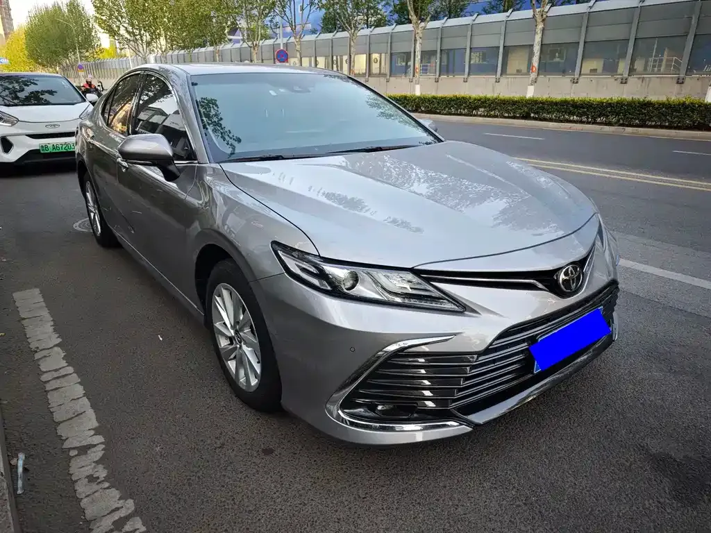 Toyota Camry 2022 из CN, фото 4
