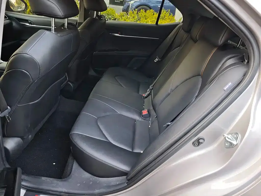 Toyota Camry 2022 из CN, фото 5