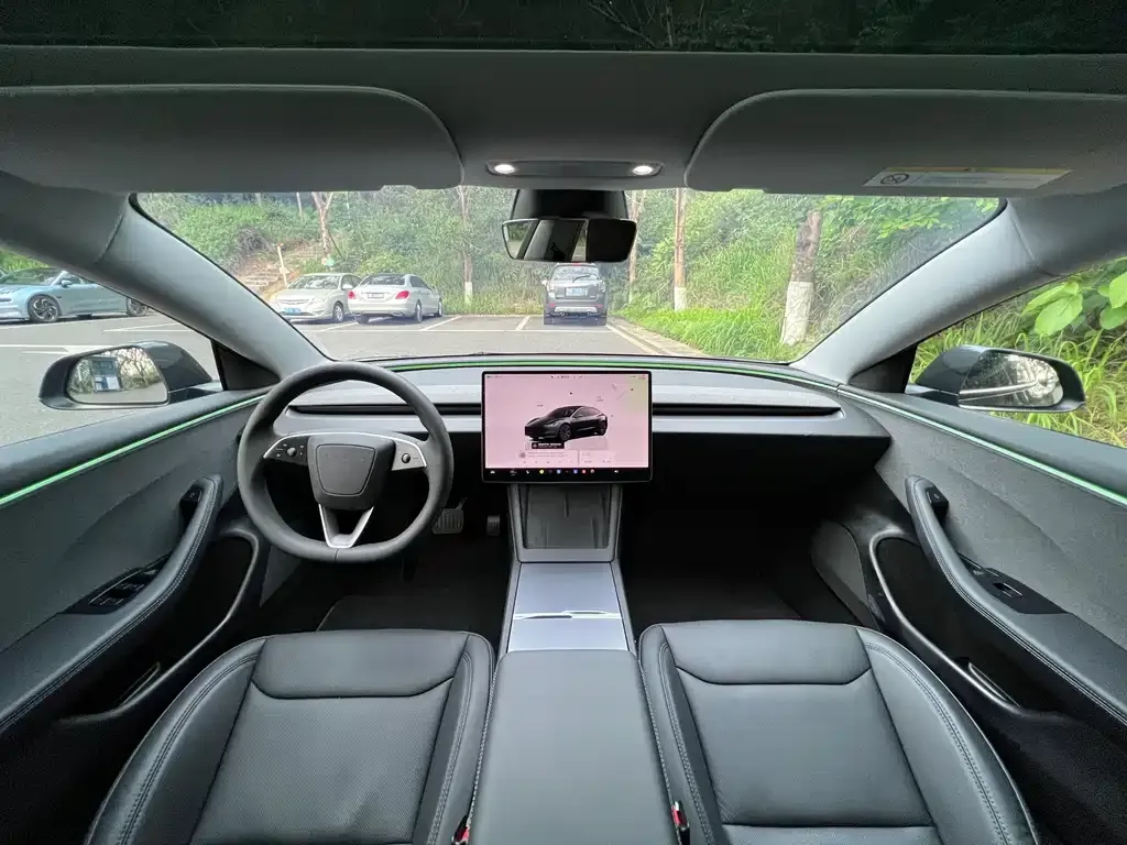 Tesla Model 3 2025 из CN, фото 2