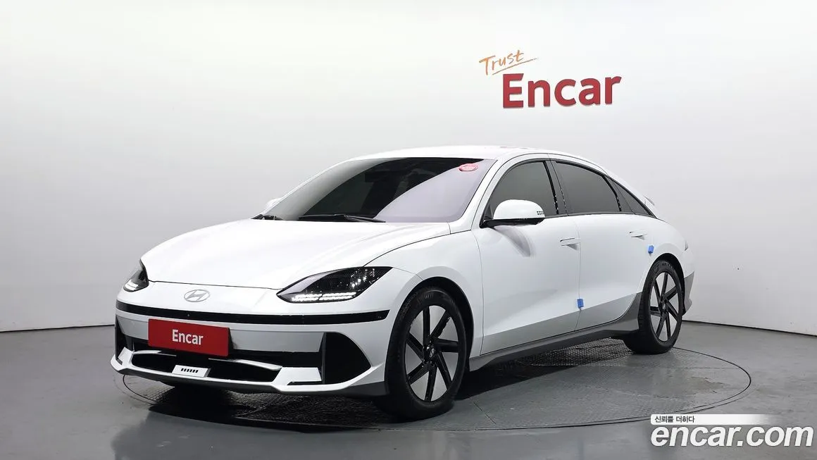 Hyundai Ioniq6 — фото 1