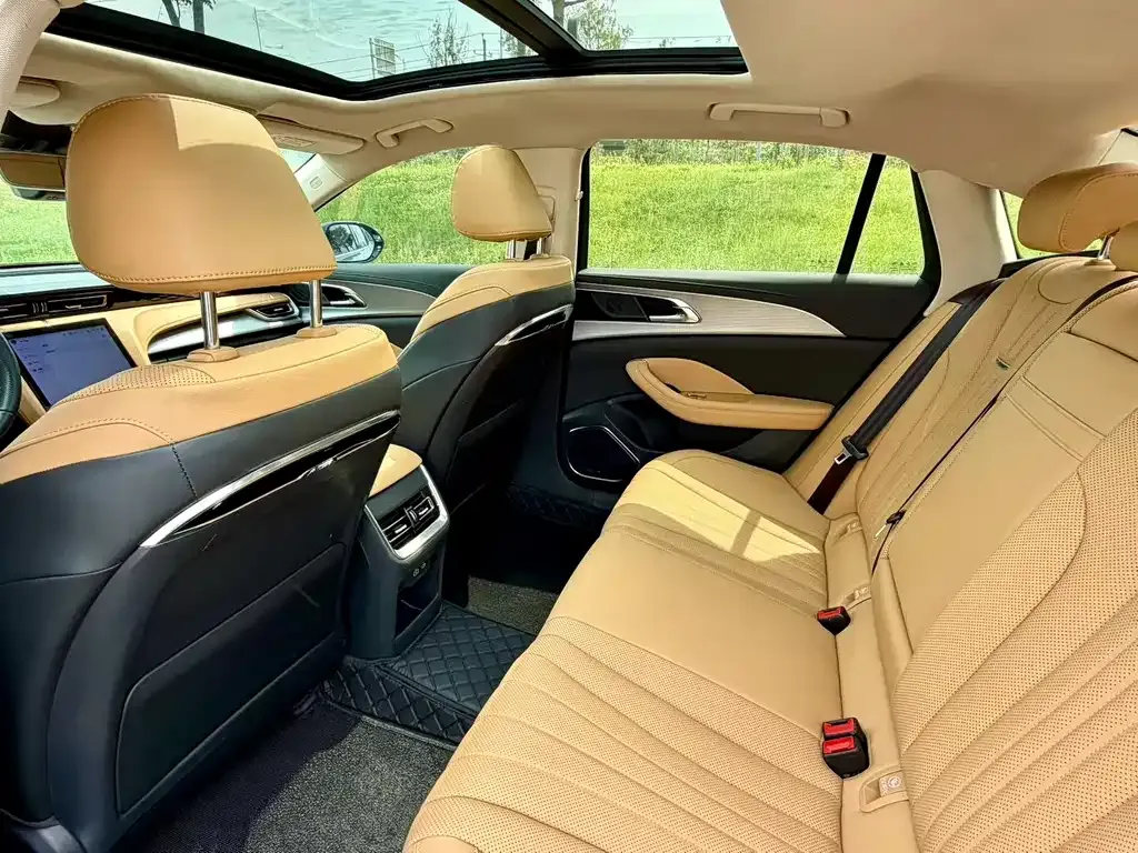 Hongqi H5 2022 из CN, фото 2