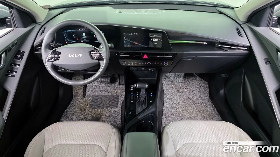 Kia Niro — фото 9