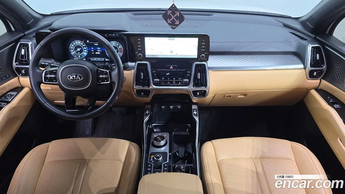 Kia Sorento — фото 10