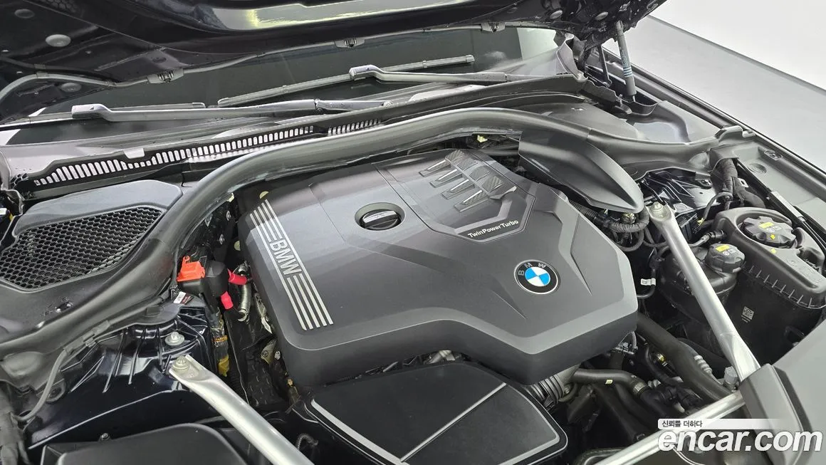 BMW 5-Series 2023 из KR, фото 8