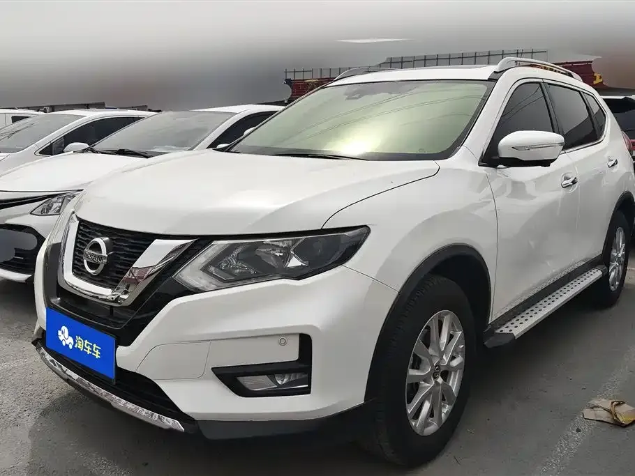 Nissan X-Trail 2022 из CN, фото 1