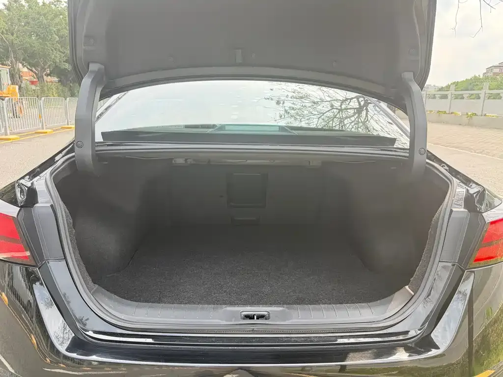 Nissan Teana 2021 из CN, фото 4