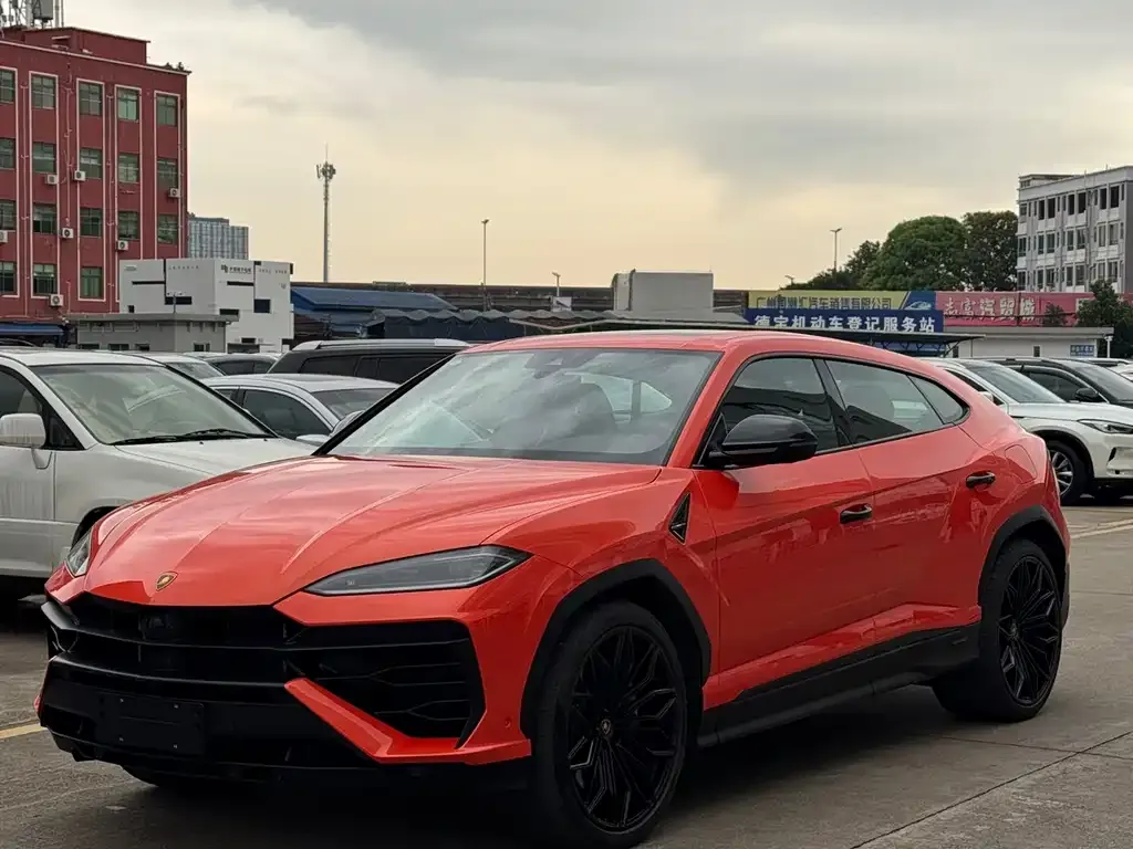 Lamborghini Urus SE 2026 из CN, фото 1
