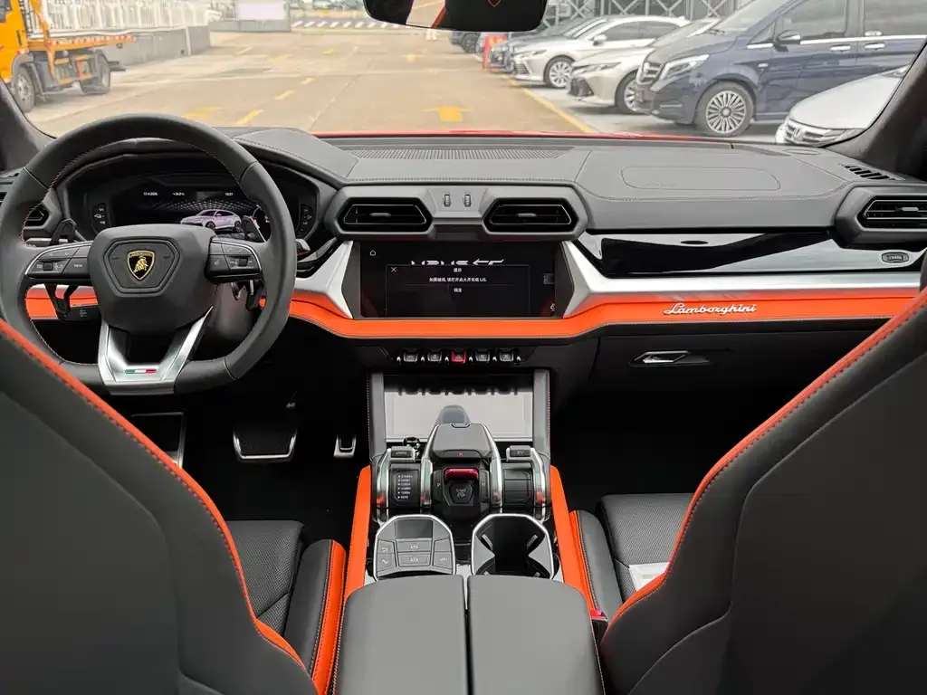 Lamborghini Urus SE 2026 из CN, фото 7