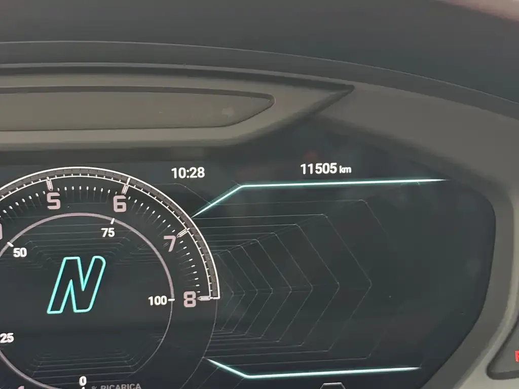 Lamborghini Urus SE 2026 из CN, фото 9