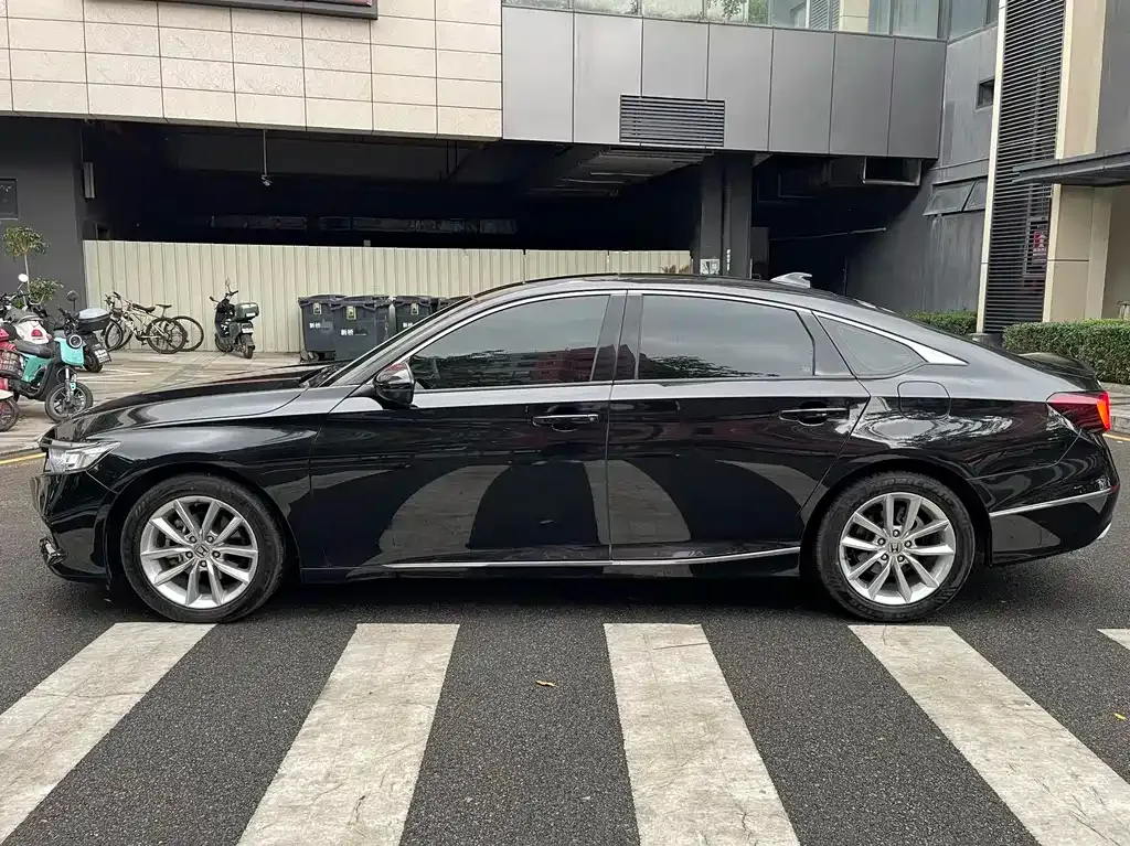 Honda Accord 2022 из CN, фото 3