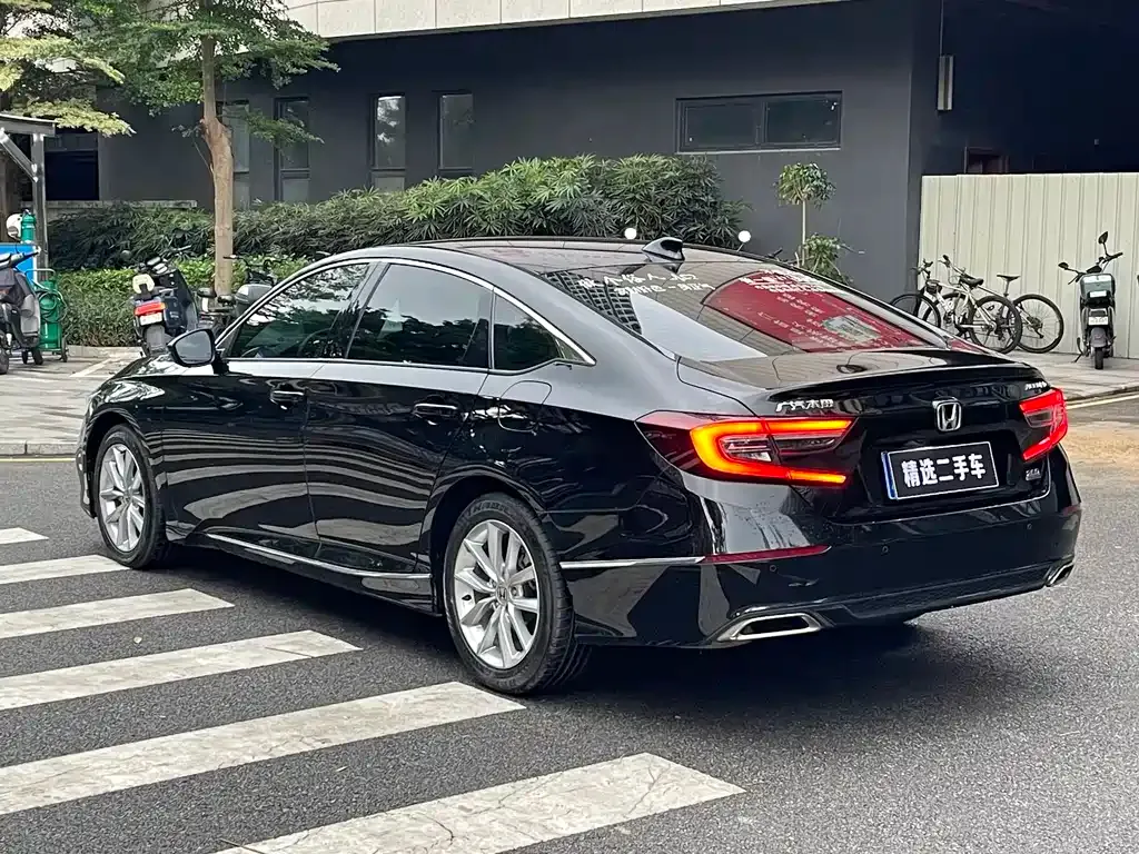 Honda Accord 2022 из CN, фото 2