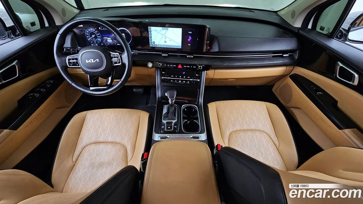 Kia Carnival — фото 10