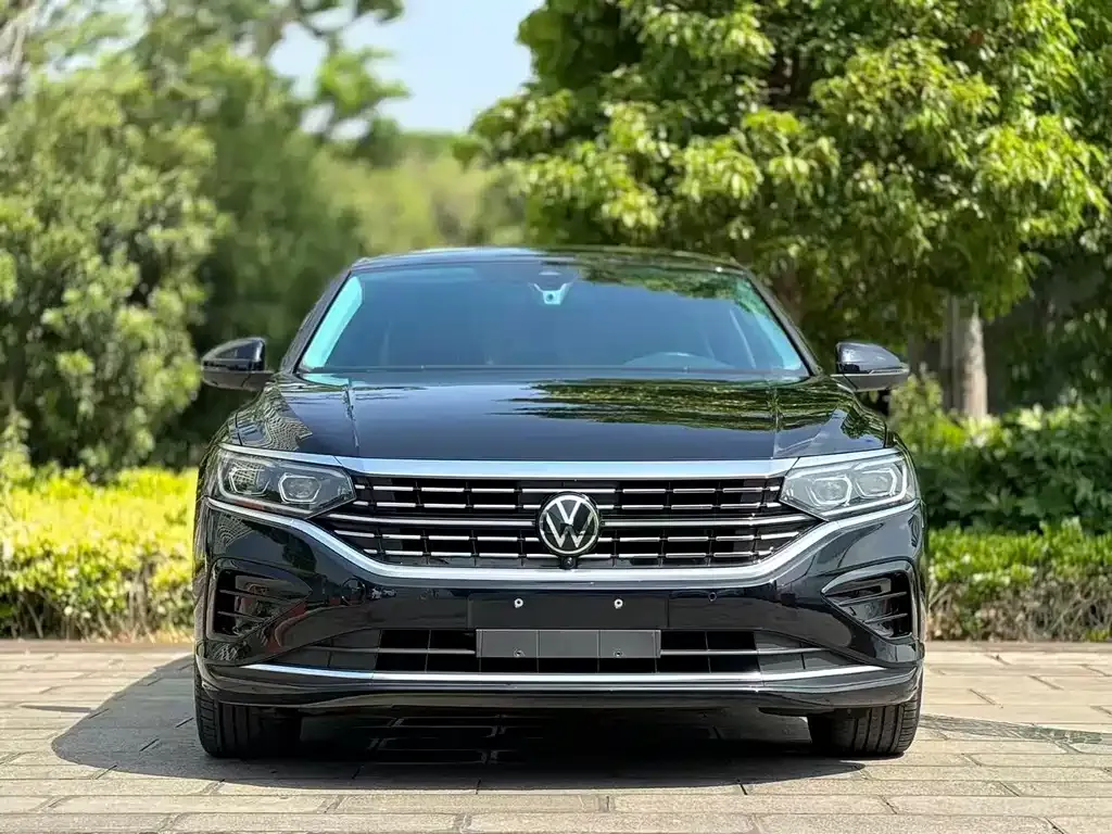 Volkswagen Passat — фото 4