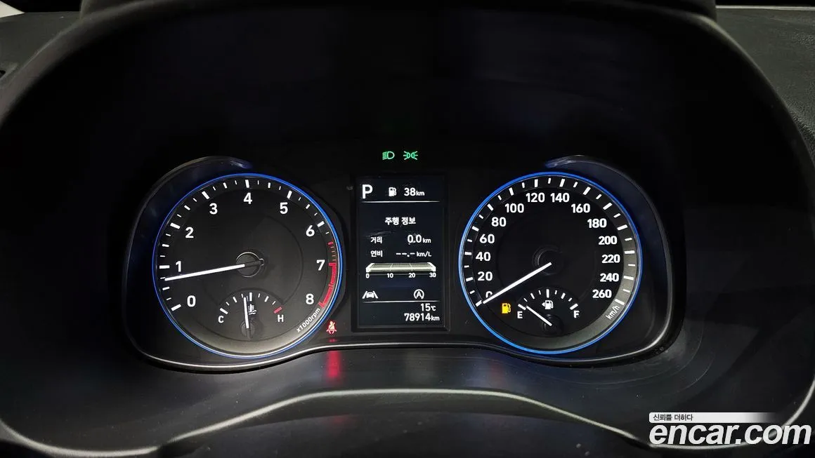 Hyundai Kona 2021 из KR, фото 2