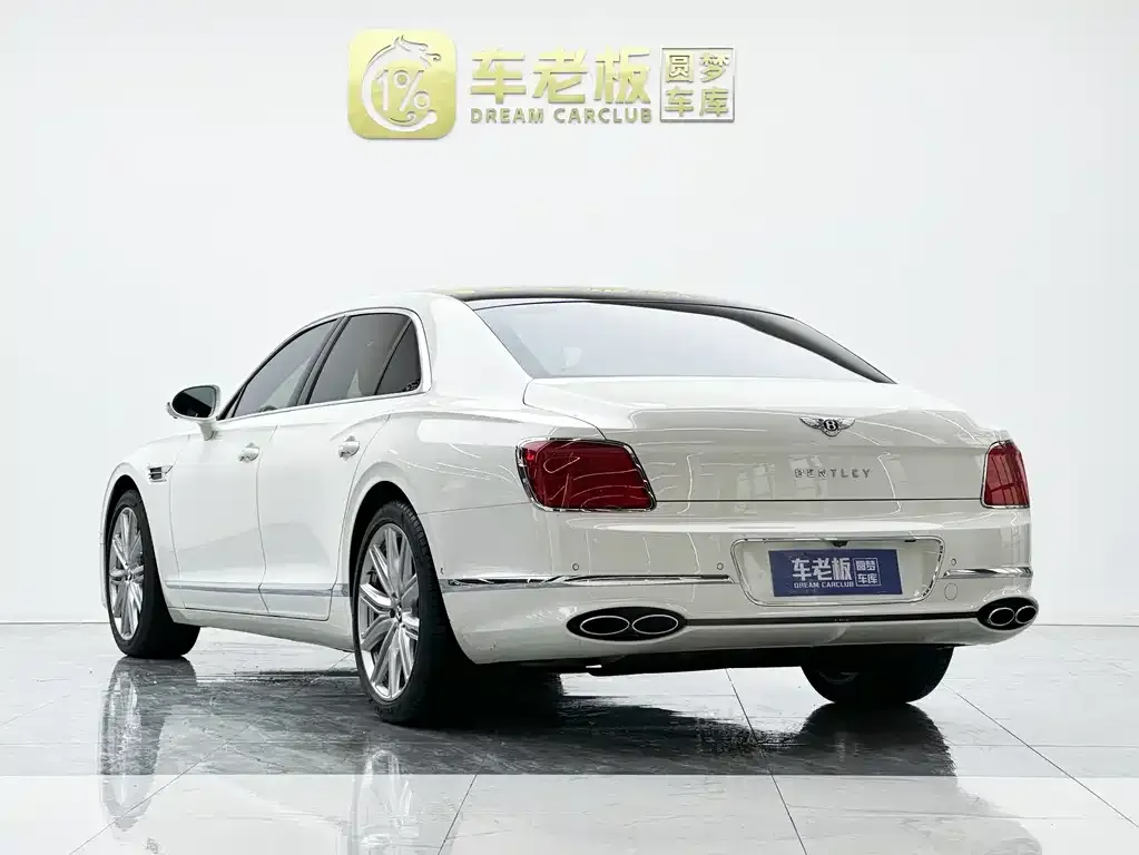 Bentley Flying Spur 2023 из CN, фото 8