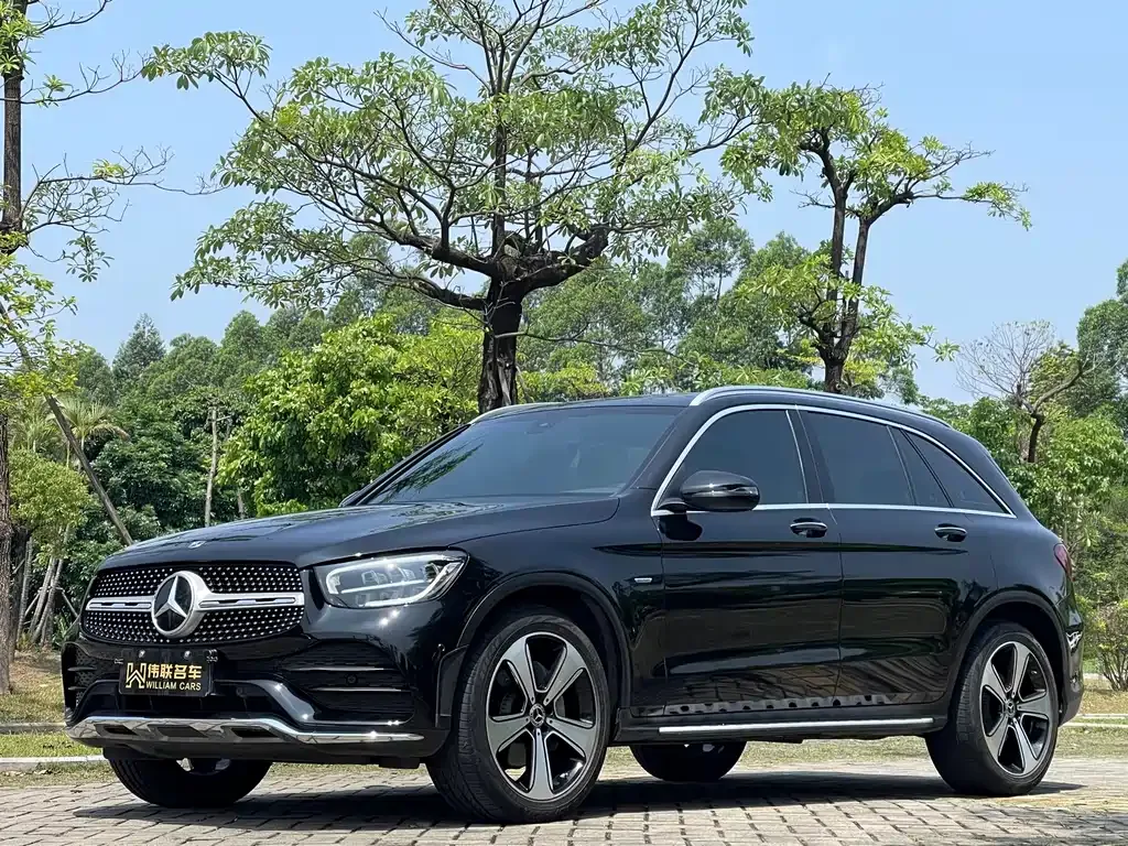 Mercedes-Benz GLC — фото 1