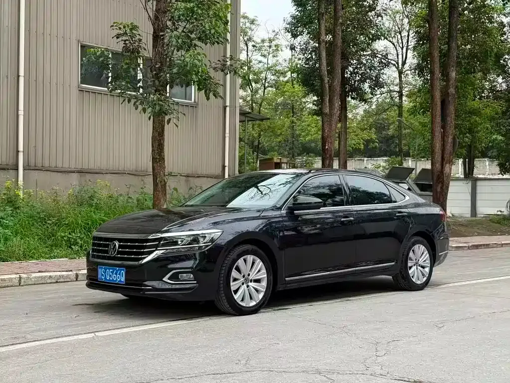 Volkswagen Passat 2021 из CN, фото 1