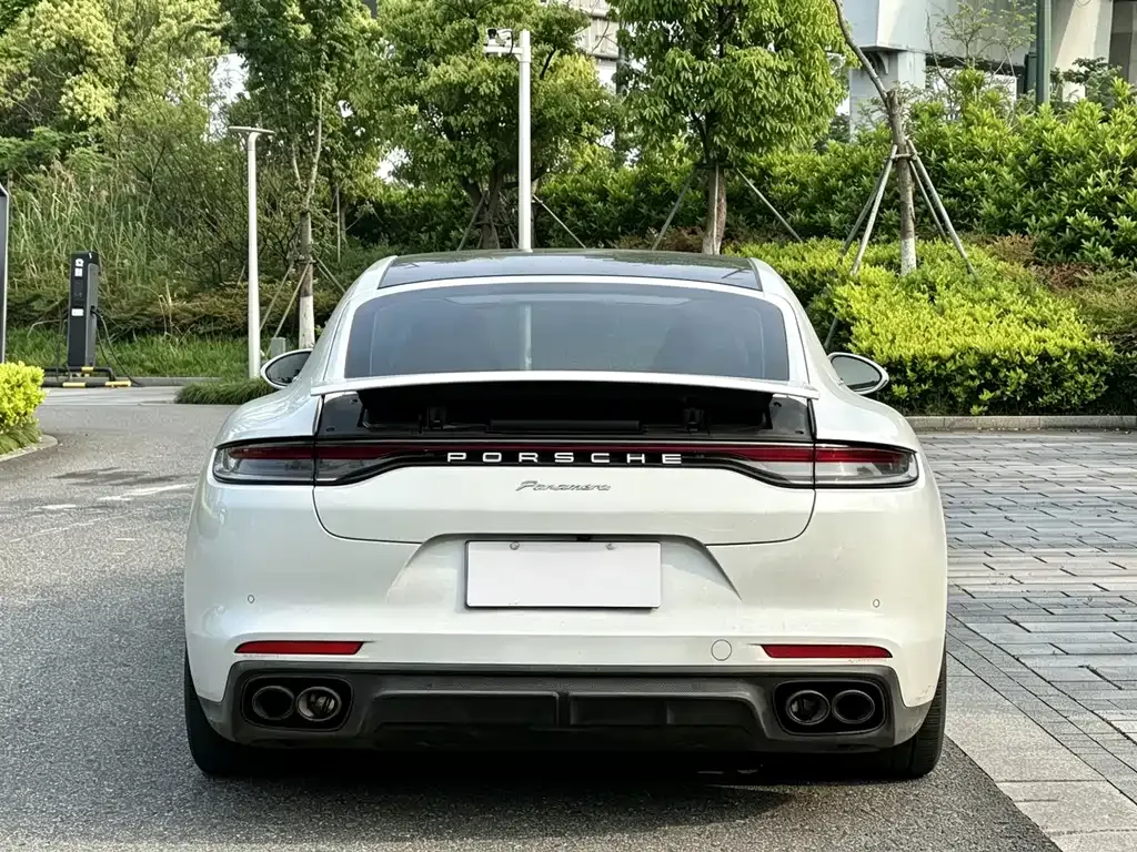 Porsche Panamera — фото 9