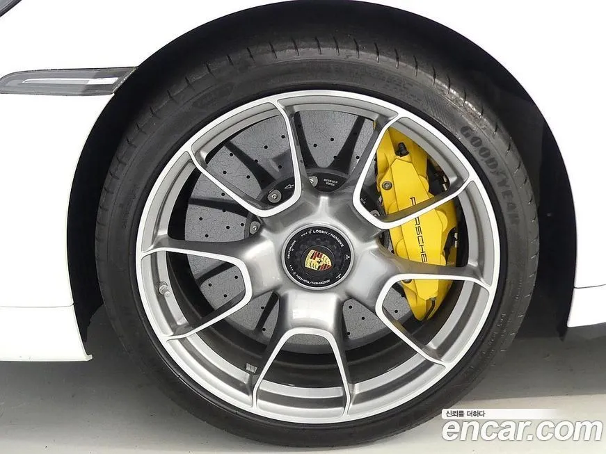 Porsche 911 2021 из KR, фото 9