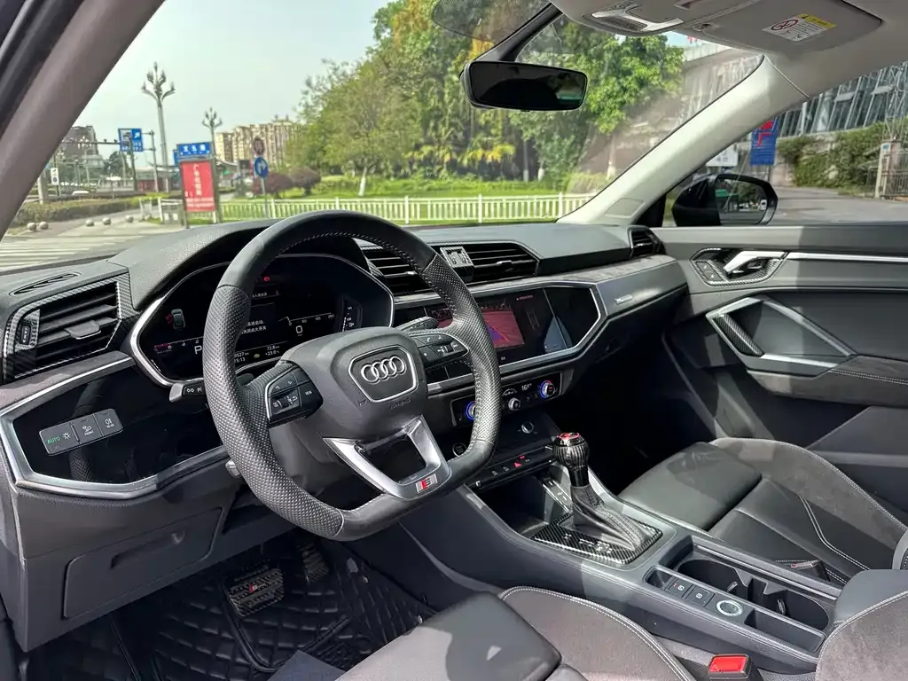 Audi Q3 Sportback 2022 из CN, фото 4