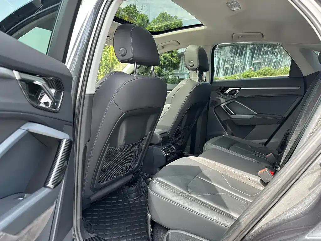Audi Q3 Sportback 2022 из CN, фото 2