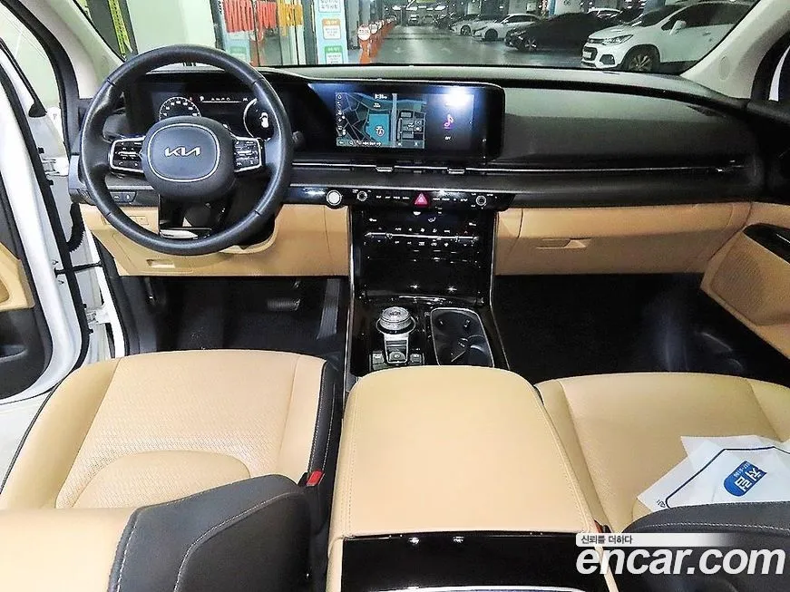 Kia Carnival — фото 10