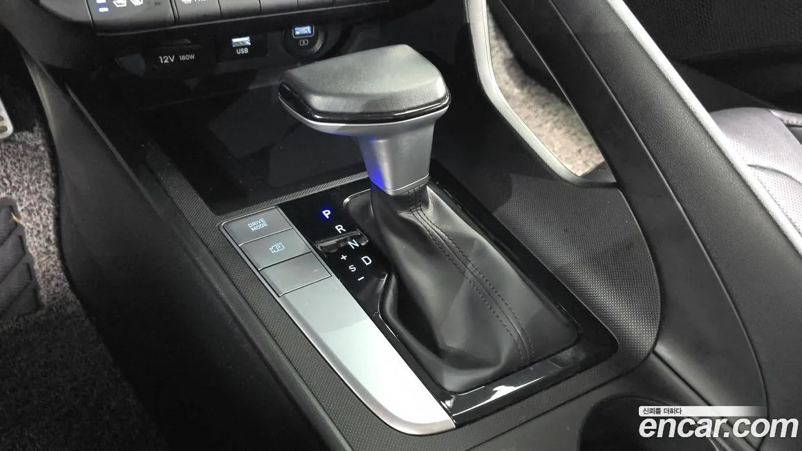 Hyundai AVANTE — фото 9