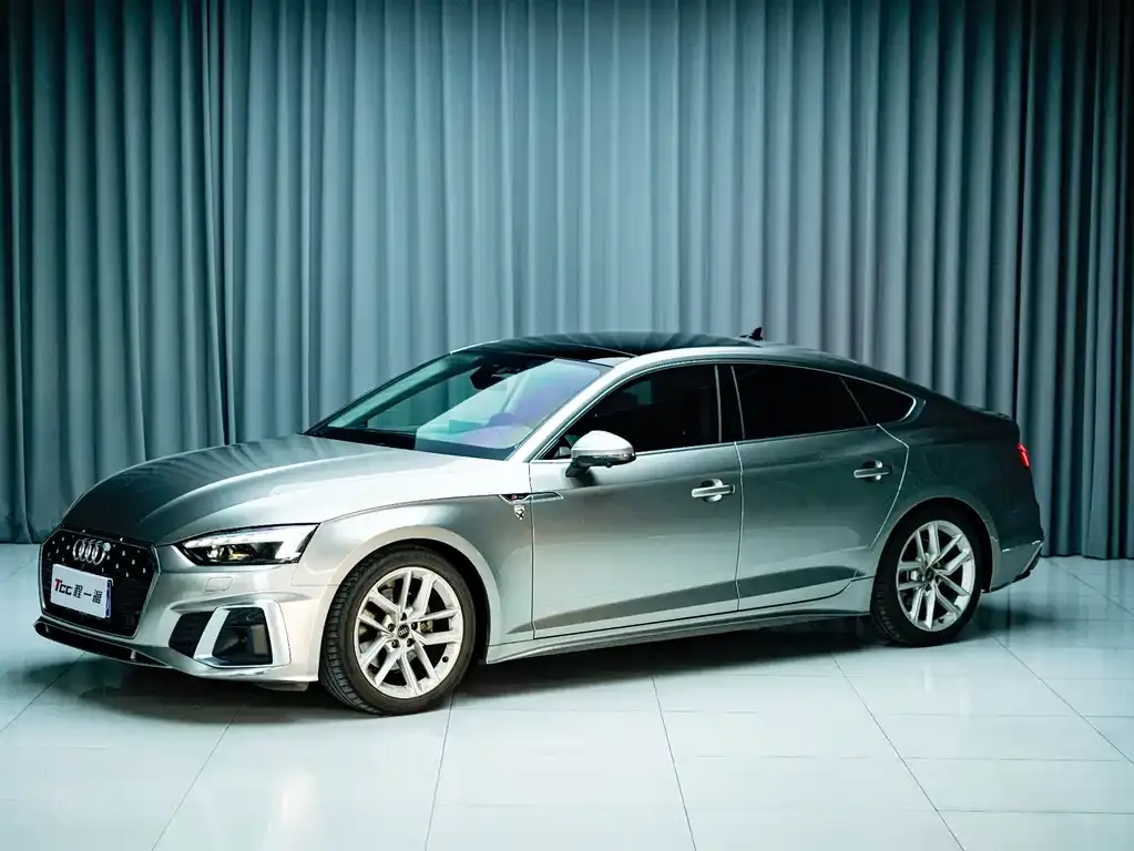 Audi A5 (Import) 2023 из CN, фото 1