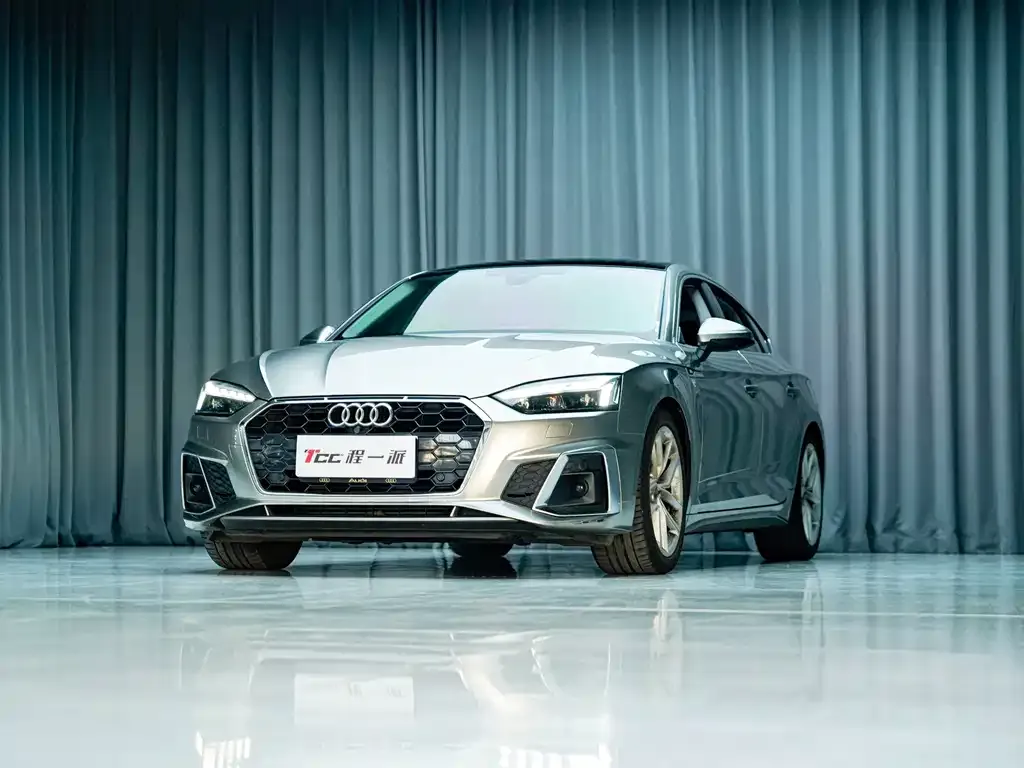 Audi A5 (Import) 2023 из CN, фото 2