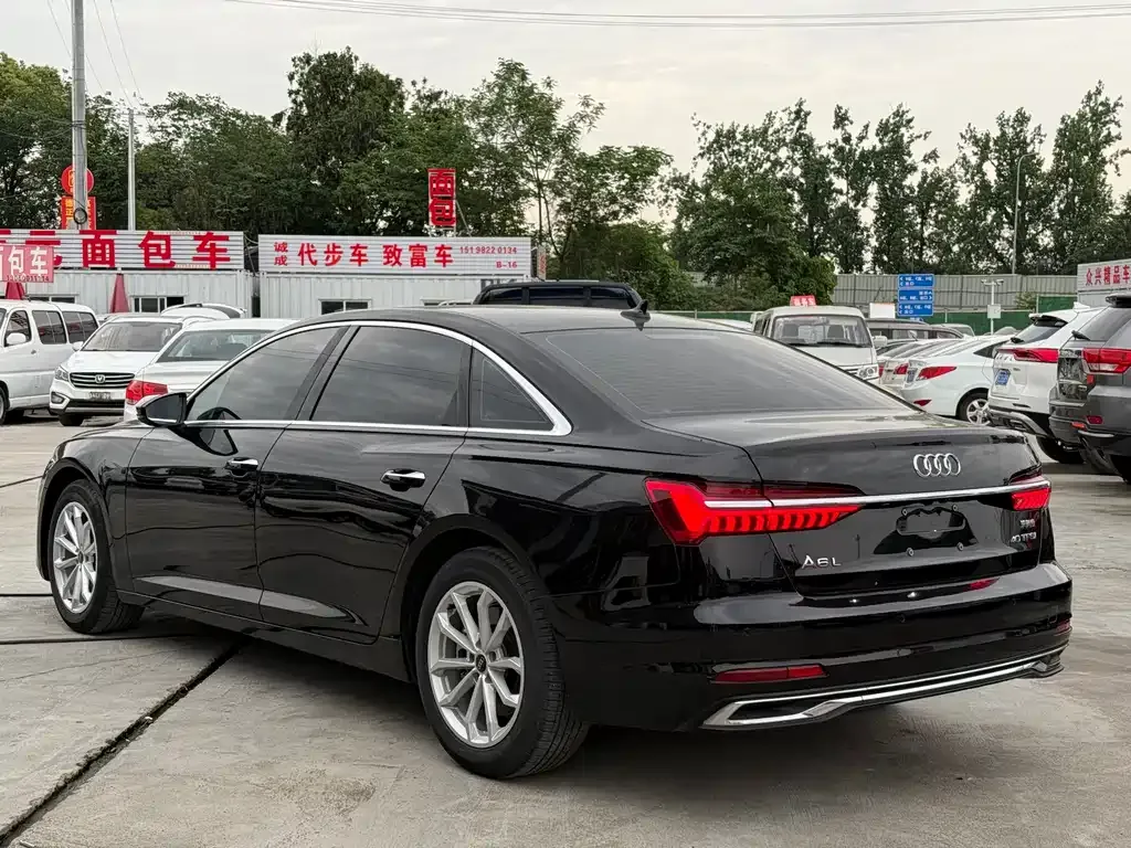 Audi A6L 2023 из CN, фото 6