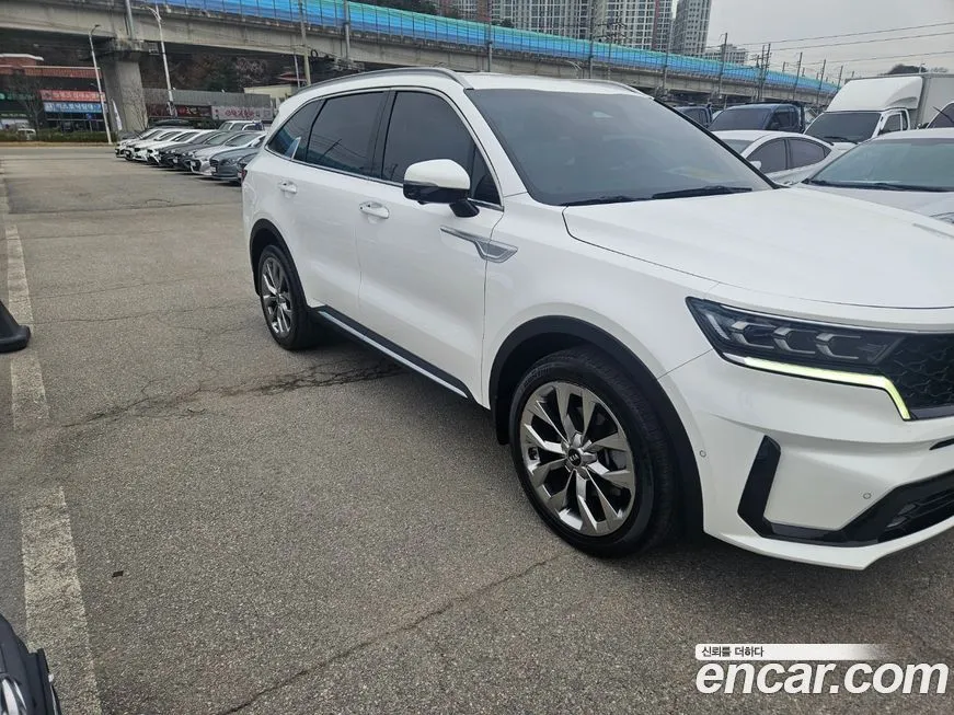 Kia Sorento — фото 7