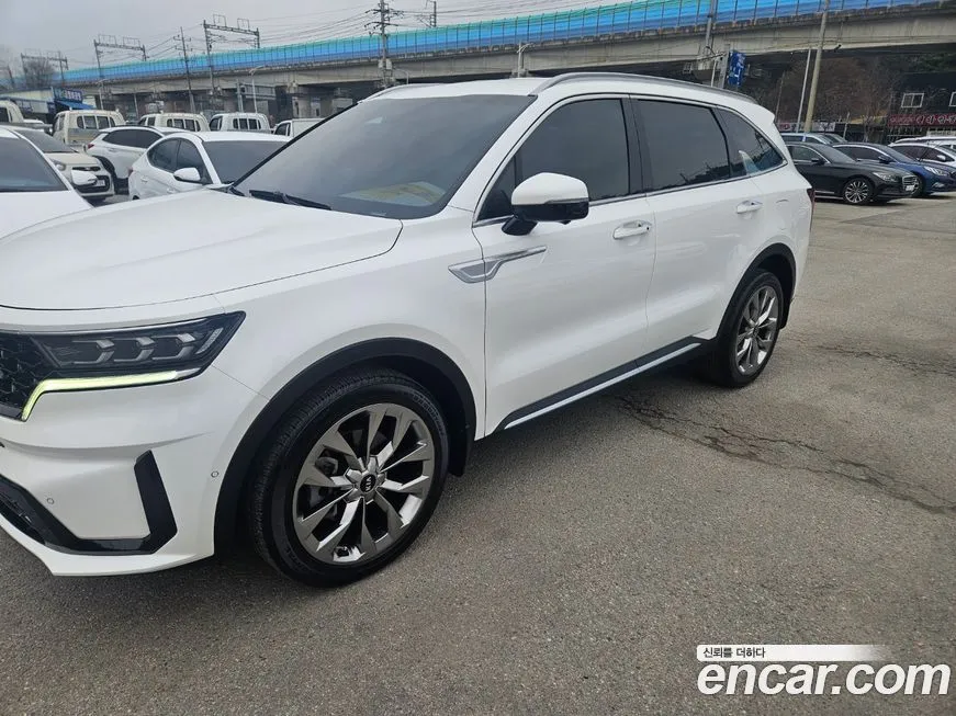 Kia Sorento — фото 8