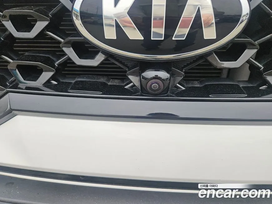 Kia Sorento — фото 5
