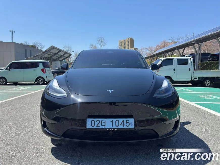 Tesla Model Y — фото 2