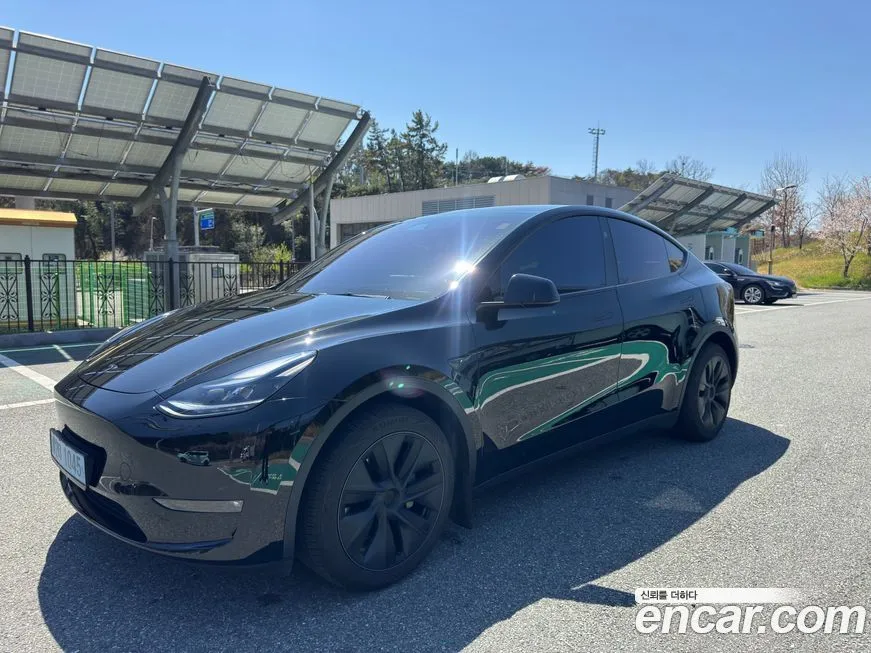 Tesla Model Y — фото 7