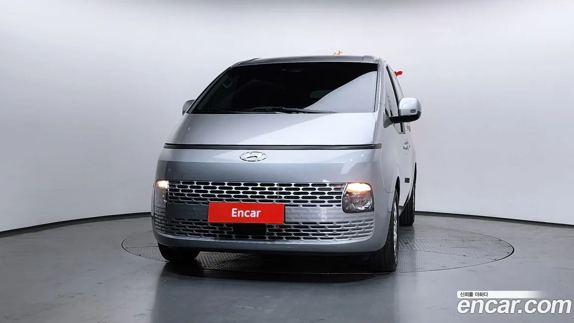 Hyundai Staria 2024 из KR, фото 3