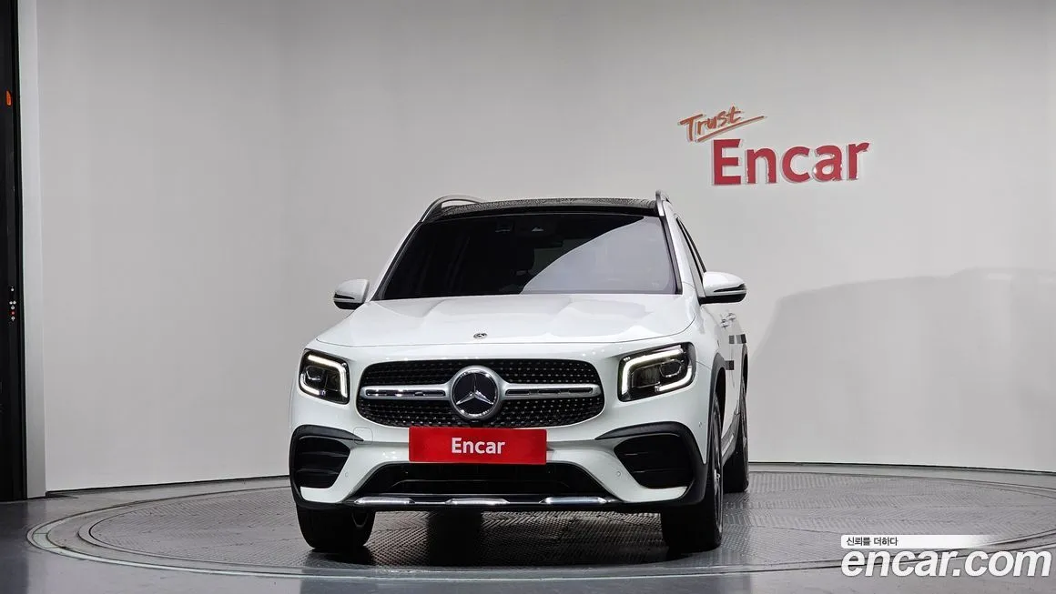 Mercedes-Benz GLB-Class — фото 5