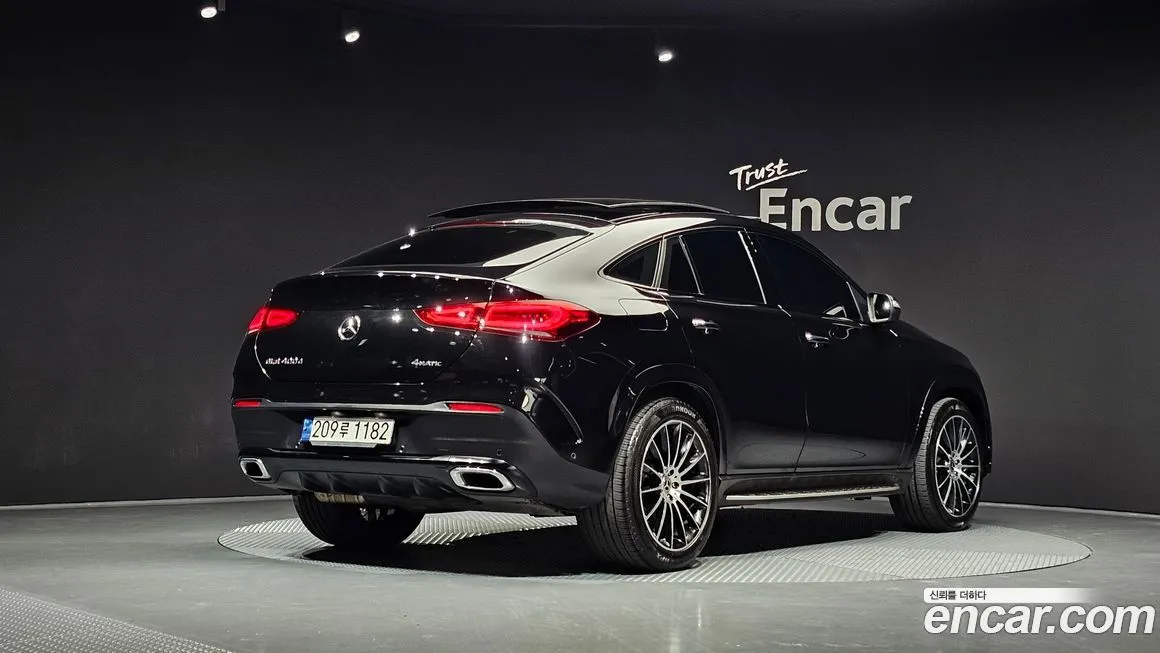 Mercedes-Benz GLE-Class — фото 7